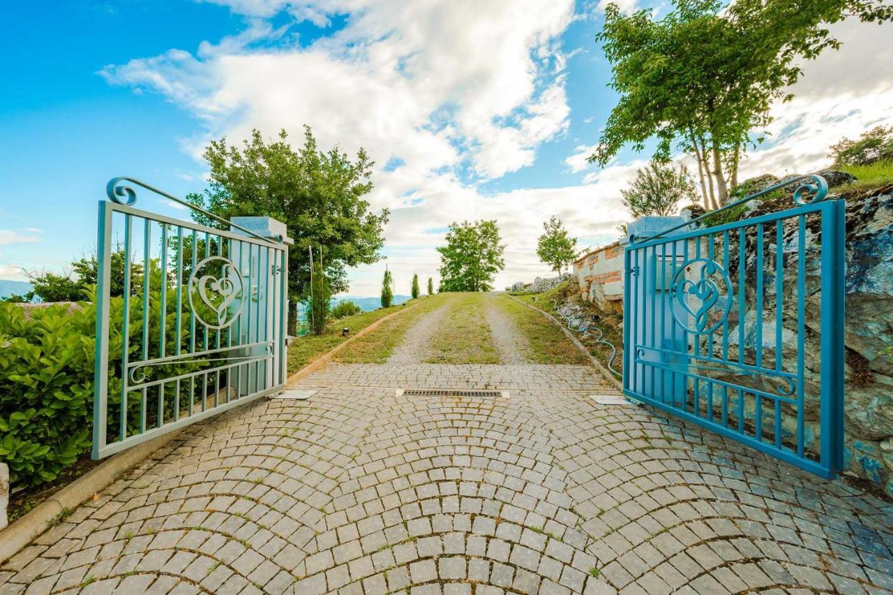 Villa Zupan With Hot Tub Skocjan  Eksteriør bilde